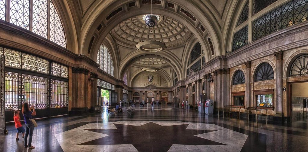 cropped-barcelona-railway-station-french-railway-station.jpg